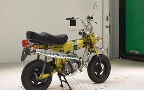 HONDA DAX 70 ST70