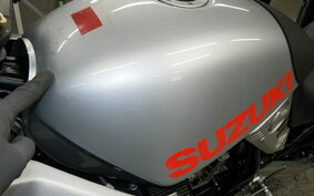 SUZUKI INAZUMA 1200 (GSX1200) 1999 GV76A