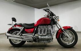 TRIUMPH ROCKET III 2005 LC1035