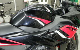 HONDA CBR150R