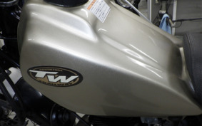 YAMAHA TW225 DG09J