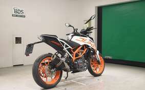 KTM 390 DUKE 2019 JPJ40