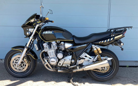 YAMAHA XJR1300 1998 RP01J