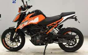 KTM 125 DUKE JPA40