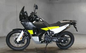 HUSQVARNA ノーデン901 2024 UN6