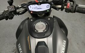 YAMAHA MT-07 2015 RM07J