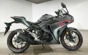 YAMAHA YZF-R25 RG10J