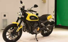 DUCATI SCRAMBLER ICON 2015