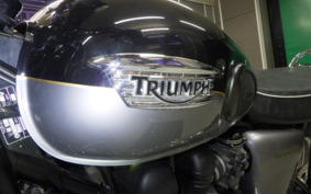 TRIUMPH BONNEVILLE T100 2012