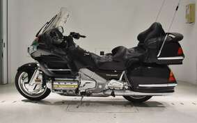 HONDA GL 1800 GOLD WING 2004 SC47