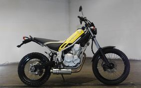 YAMAHA TRICKER DG10J