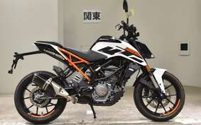 KTM 125 DUKE JPA40