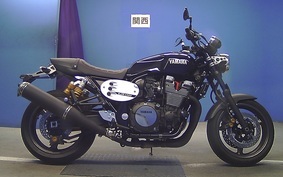 YAMAHA XJR1300 C 2017 RP19