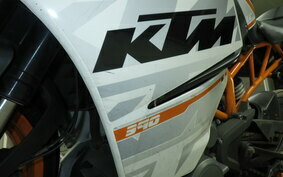 KTM 390 RC 2015