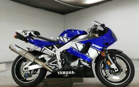 YAMAHA YZF-R1 2001 RN05