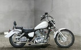 YAMAHA VIRAGO 250 3DM