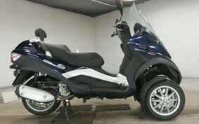 PIAGGIO MP3 250 M641