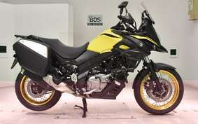 SUZUKI DL650 ( V-Strom 650 ) 2019 C733A