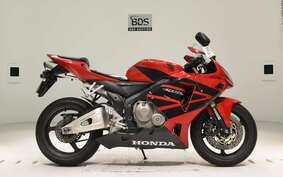 HONDA CBR600RR GEN 2 2005 PC37