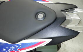 BMW S1000RR 2015 0D10