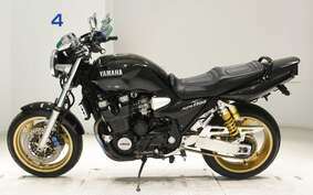 YAMAHA XJR1300 2002 RP03J