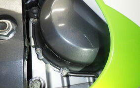 KAWASAKI NINJA ZX-7R 2000 ZXDP12