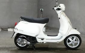 VESPA LX125IE M68100