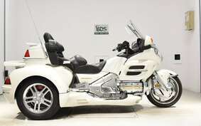 HONDA GL 1800 GOLD WING  TRIKE 2003 SC47