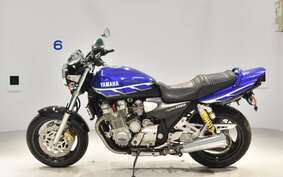 YAMAHA XJR1300 1999 RP01J