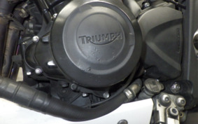 TRIUMPH STREET TRIPLE 85 2013