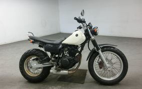 YAMAHA TW225 DG09J