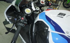 BMW M1000RR 2021