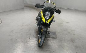 SUZUKI DL650 ( V-Strom 650 ) XT 2022 C733M