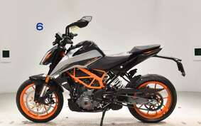 KTM 390 DUKE 2021 JPJ40