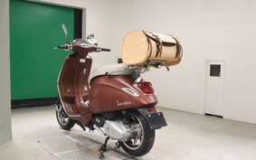 VESPA PRIMAVERA125