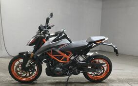 KTM 390 DUKE 2022 JPJ40