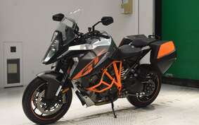 KTM 1290 SUPER DUKE GT 2018