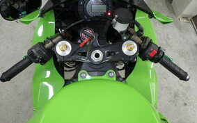 KAWASAKI ZX 10 NINJA R 2006 ZXT00C