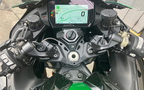 KAWASAKI NINJA H2 SX SE 2023 ZXT02P