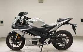 YAMAHA YZF-R3 2020 RH13J