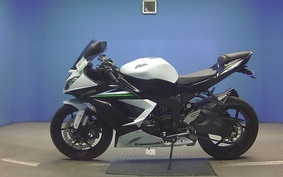 KAWASAKI NINJA ZX-6R A 2015 ZX636E