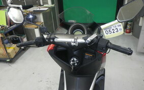 YAMAHA N-MAX SE86J