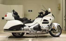 HONDA GL 1800 GOLD WING 2013 SC68