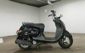 YAMAHA VINO 125 SE24