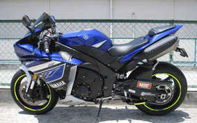 YAMAHA YZF-R1 2013 RN24J