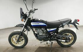 HONDA APE 100 D HC13