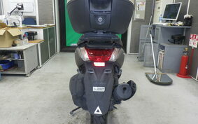 YAMAHA N-MAX SE86J