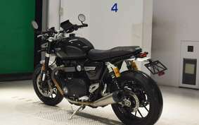 TRIUMPH SPEED TWIN 2021