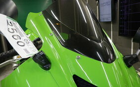 KAWASAKI ZX 10 NINJA R 2004 ZXT00C