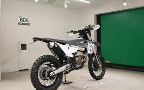 HUSQVARNA FE350